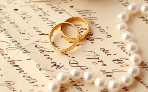 Gold-Wedding-Rings-1920x1200
